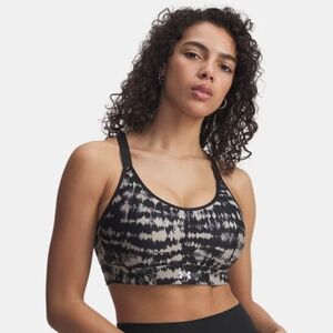 UA Continuum Mid Sports Bra